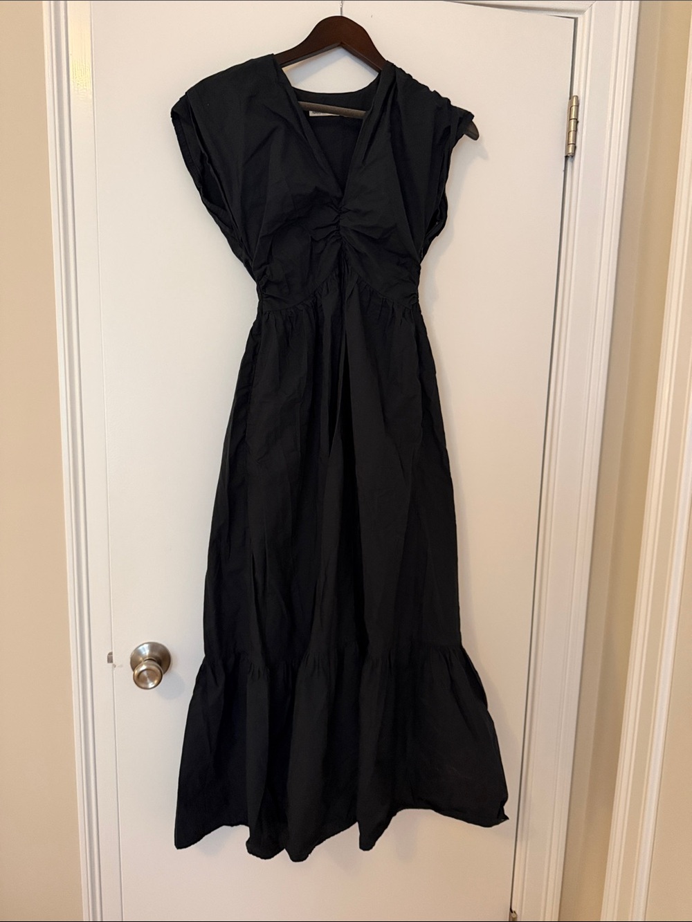Abercrombie & Fitch Black V-Neck Tiered Maxi Dress